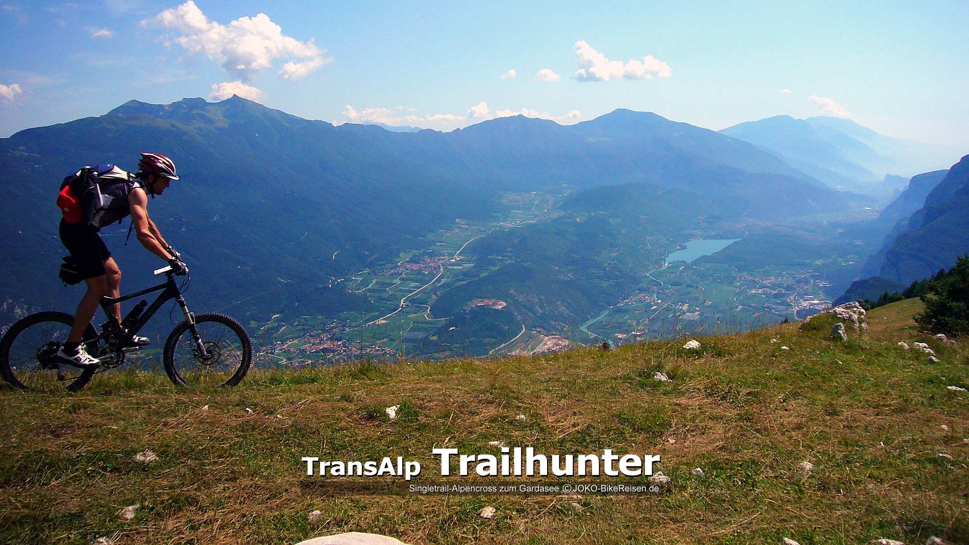 sportliche MTB-Alpenüberquerung auf vielen Trails zum Gardasee/Riva